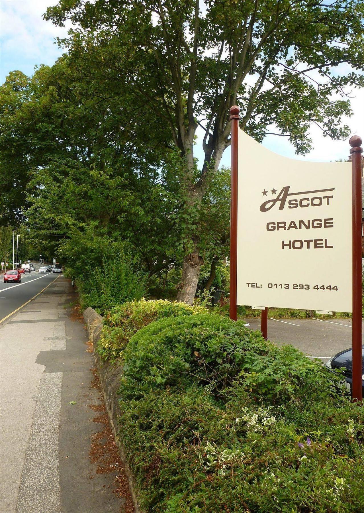 Ascot Grange Hotel - Voujon Resturant Лийдс Екстериор снимка